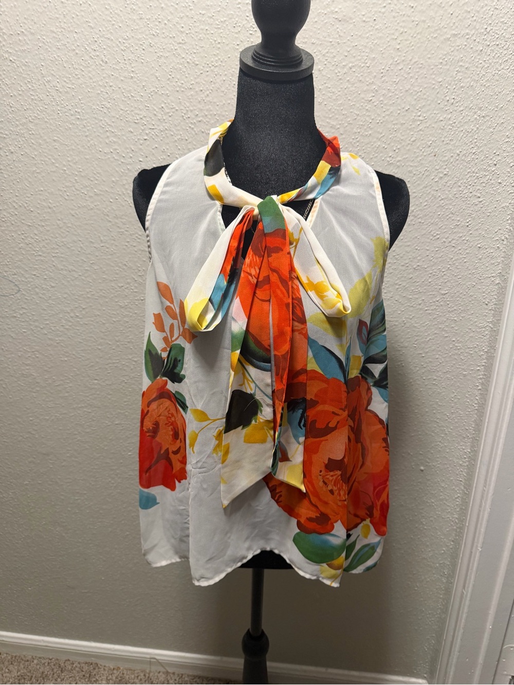 PJK Patterson J. Kincaid White Floral Tie-Neck Camisole with Orange Blooms
